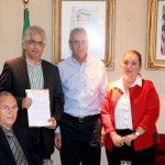 Foto 4 Entrega de Contrato FAPEMA foto Geraldo Furtado