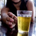 0alcoolismo-mulheres